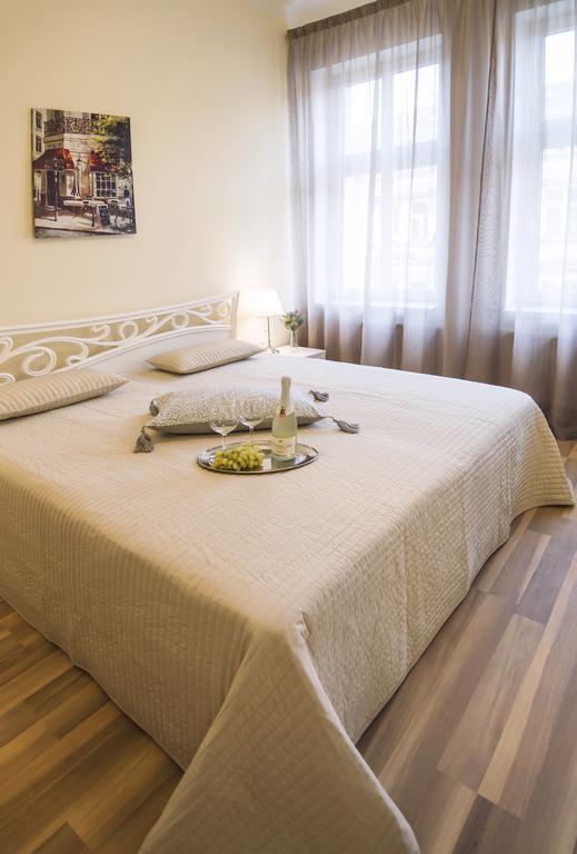 Apartment Za Poricskou Branou Prague Exterior photo